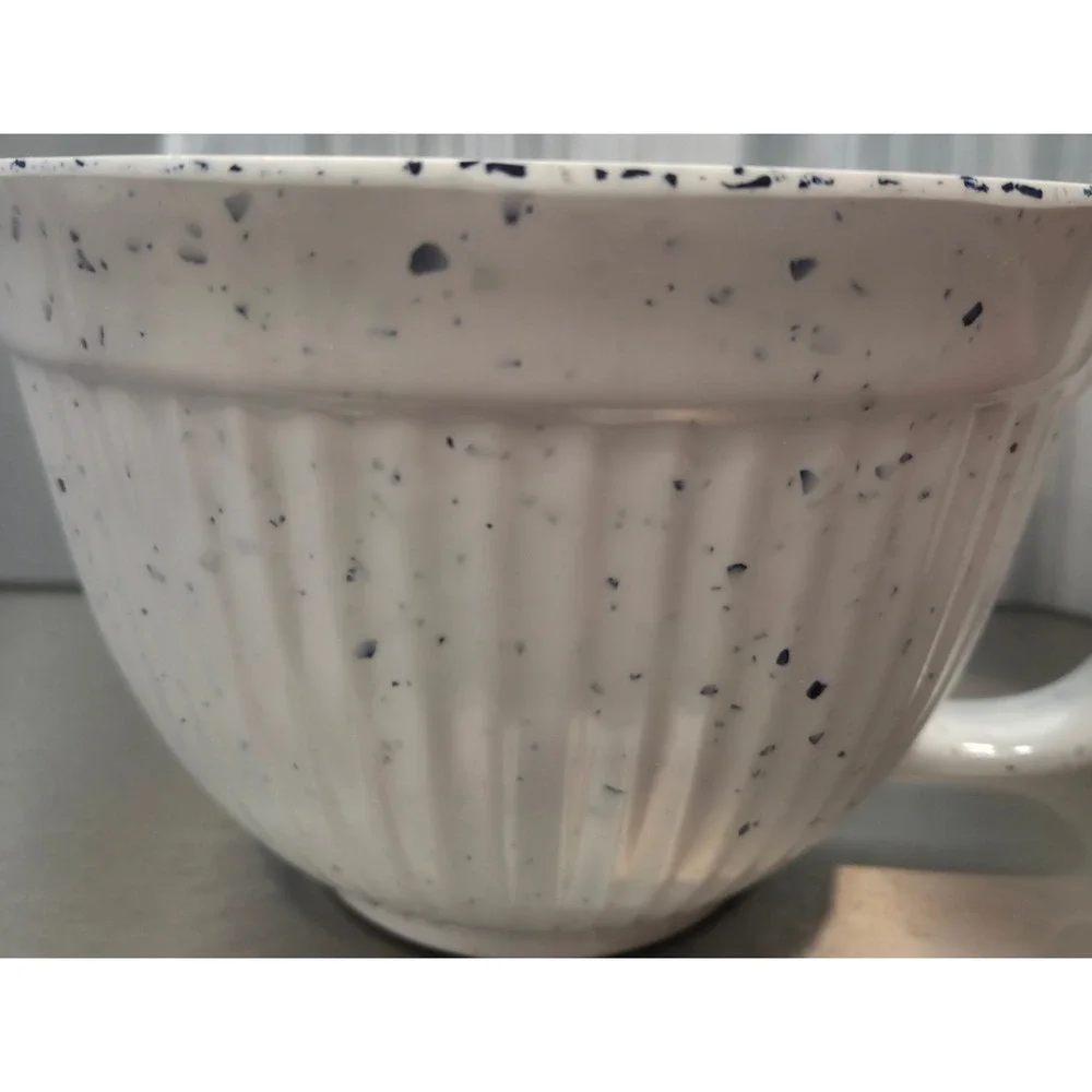 Cynthia Rowwey Shabby Chic Melamine Mixing Bowl White Blue Speckled Pour Spout